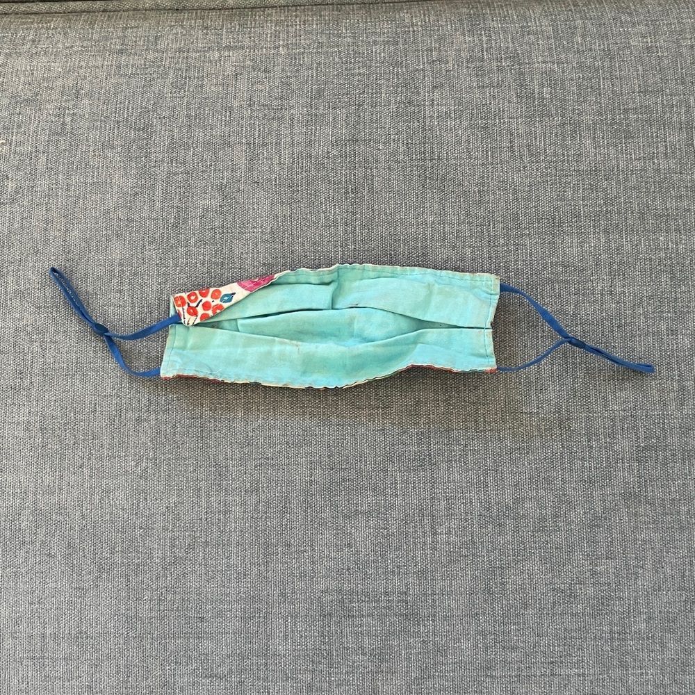Cloth Mask - Picture 2 of 3